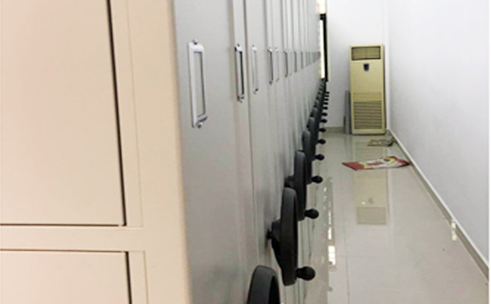 密集架實(shí)物圖 密集架實(shí)物圖