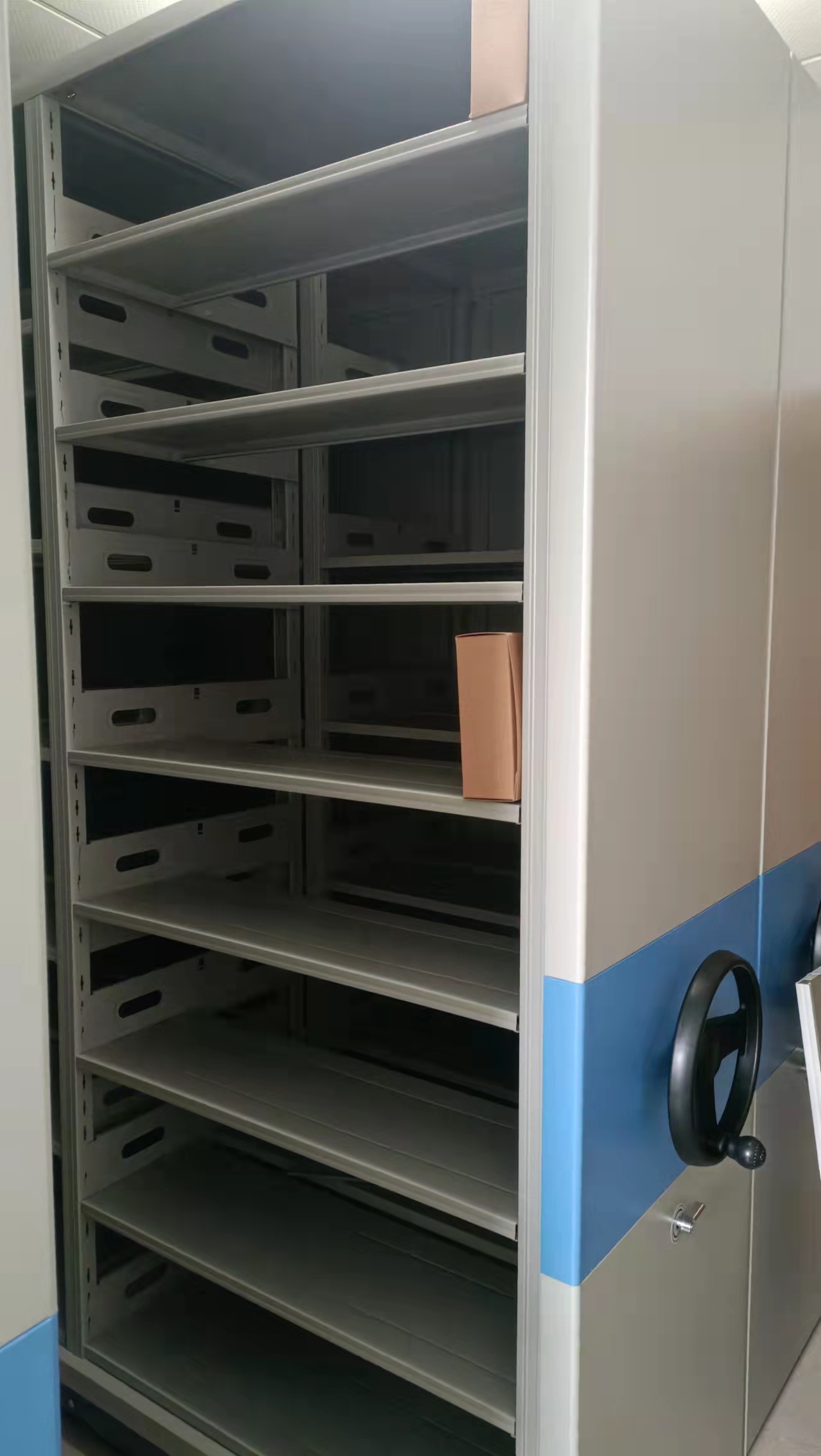 手動(dòng)密集架圖 手動(dòng)密集架圖