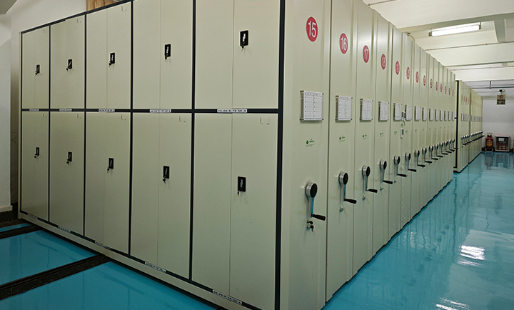 學(xué)校密集架圖 學(xué)校密集架圖