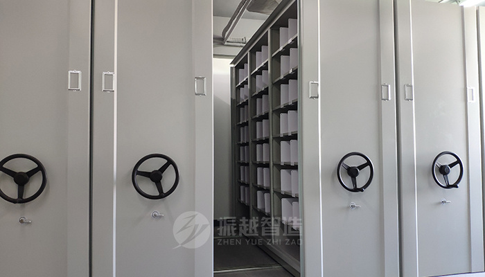 1700463431234689.jpg 智能電動(dòng)密集柜軌道式移動(dòng)檔案架 (5).jpg